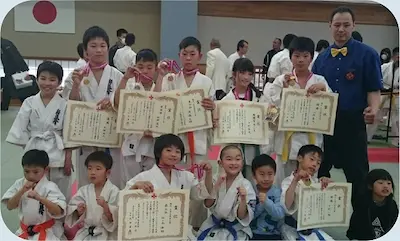 空手大会入賞者写真